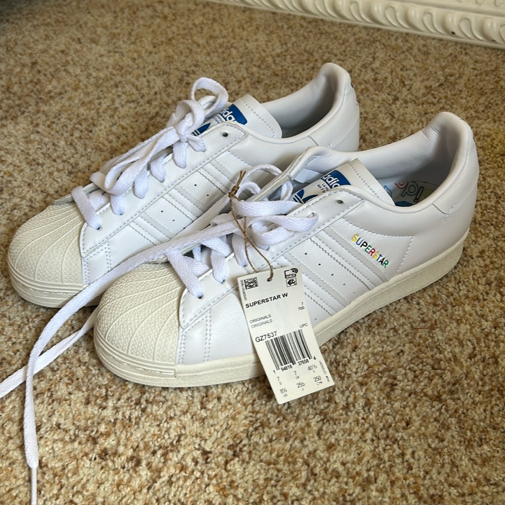Adidas SUPERSTAR sneakers